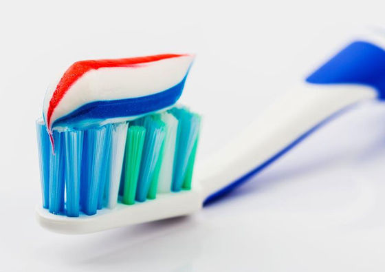 کیفیت CMC Food Additive - Food Grade Cellulose Gum with Total Plate Count ≤500 Cfu/g, Good Heat-stability, and White To Cream Powder کارخانه